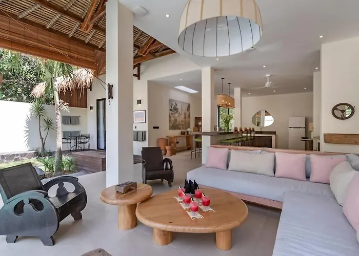 New Ideal 4br - Elegant Family And Friends * Kerobokan (Bali)