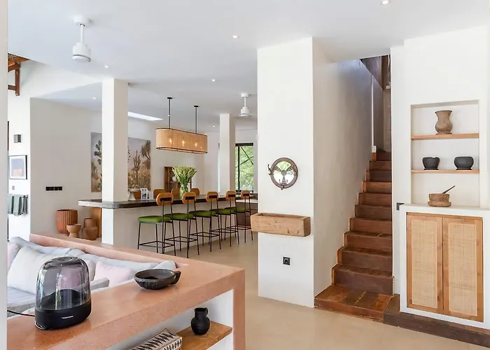 Holiday home New Ideal 4br - Elegant Family And Friends Kerobokan (Bali)